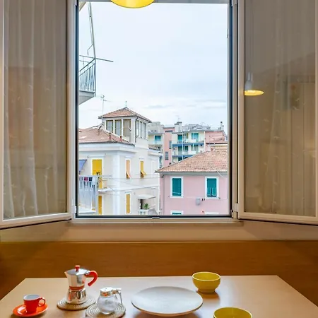 Joivy For 4, Metres From Beach, In Апартаменты