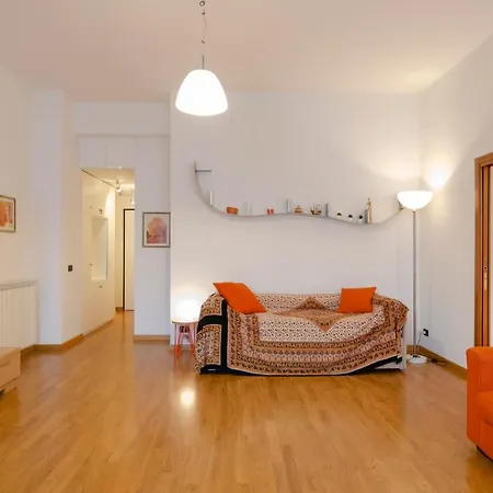 Joivy For 4, Metres From Beach, In Appartement *