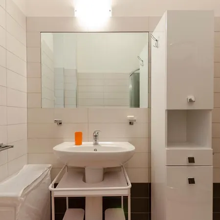 Apartmán Joivy For 4, Metres From Beach, In