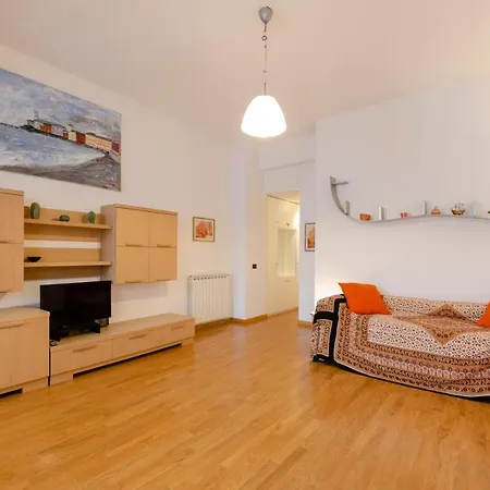 Joivy For 4, Metres From Beach, In Appartement *