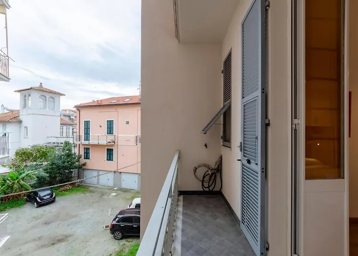 Joivy For 4, Metres From Beach, In * Sestri Levante